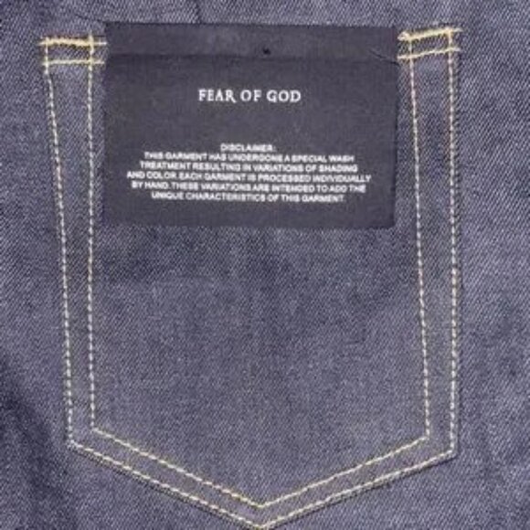 Stylish men's new, unworn (NWT) raw denim jeans from Fear of God, featuring a 30 - Picture 5 of 13